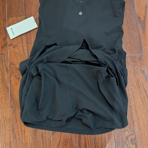 BNWT Lululemon Align Dress - Black - Size 10 - Picture 11 of 11